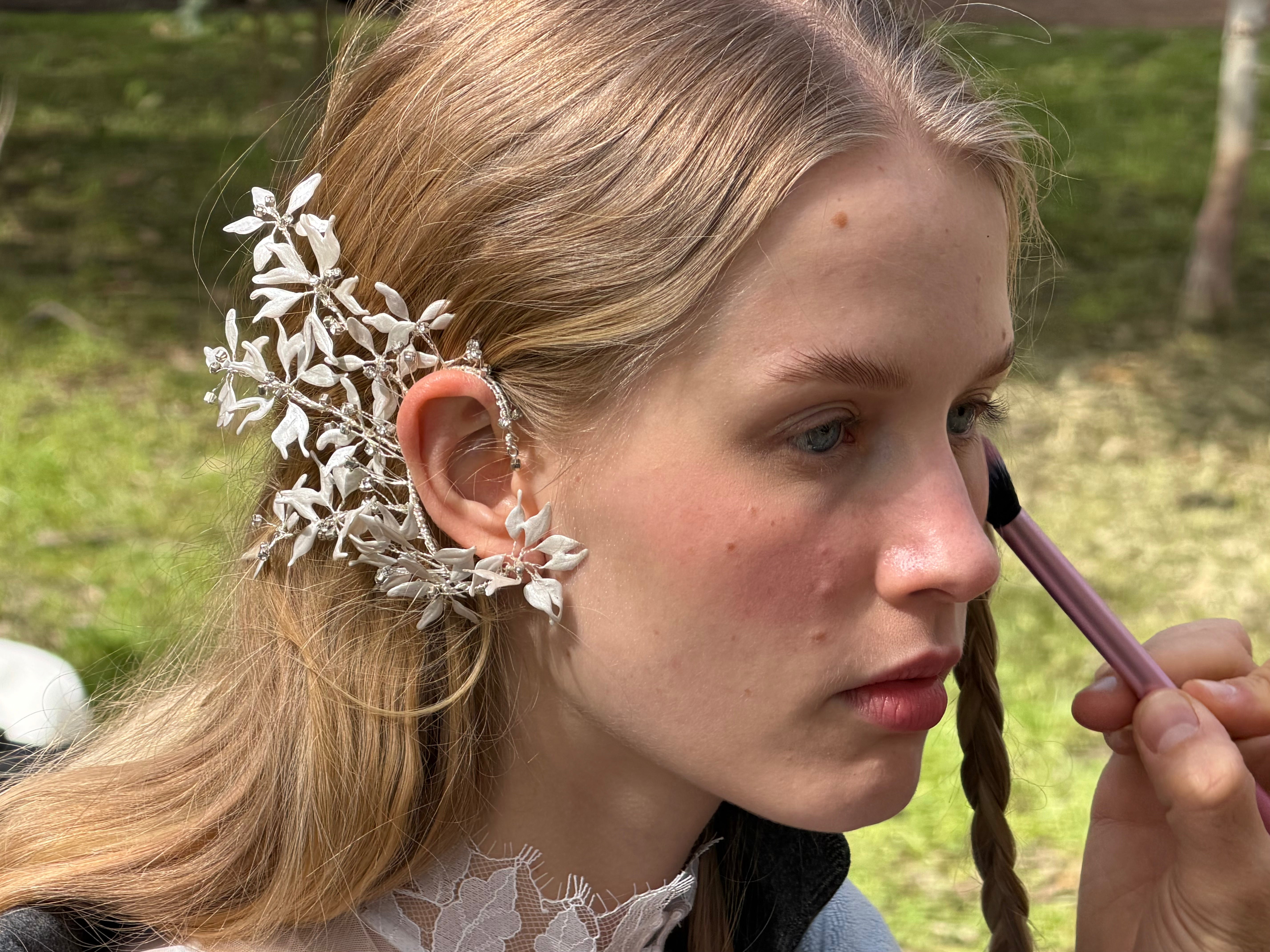 Earcuff Libertad Nieve