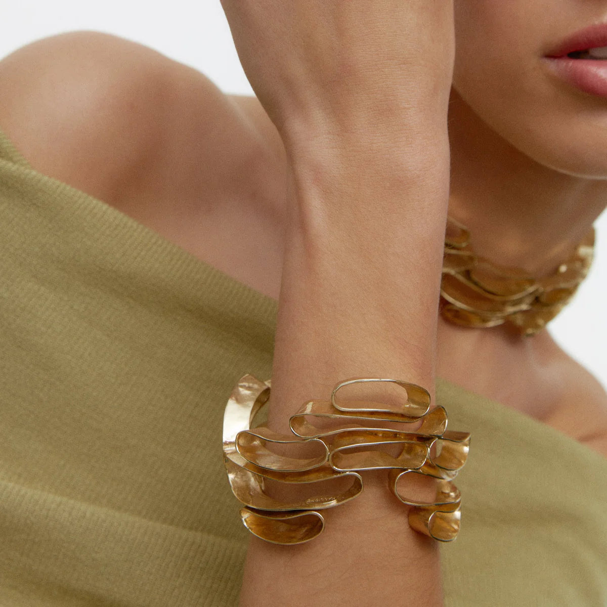 Electra Gold Brazalete