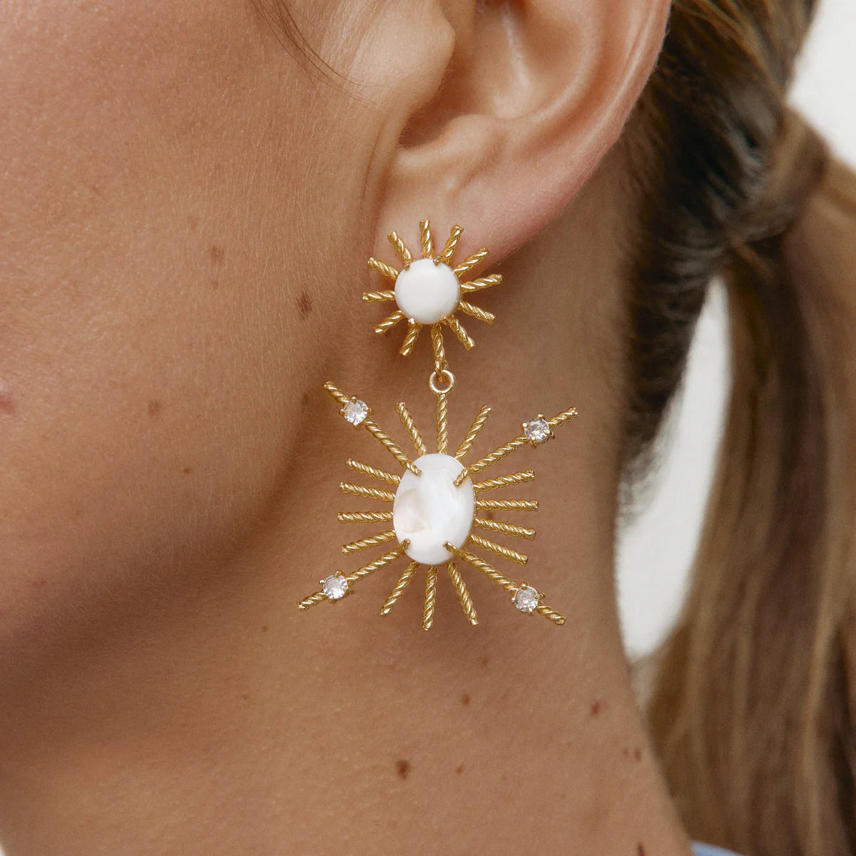White Aiyana Gold