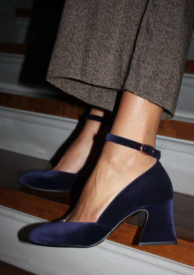 Flabelus The D’Orsey Pumps Navy
